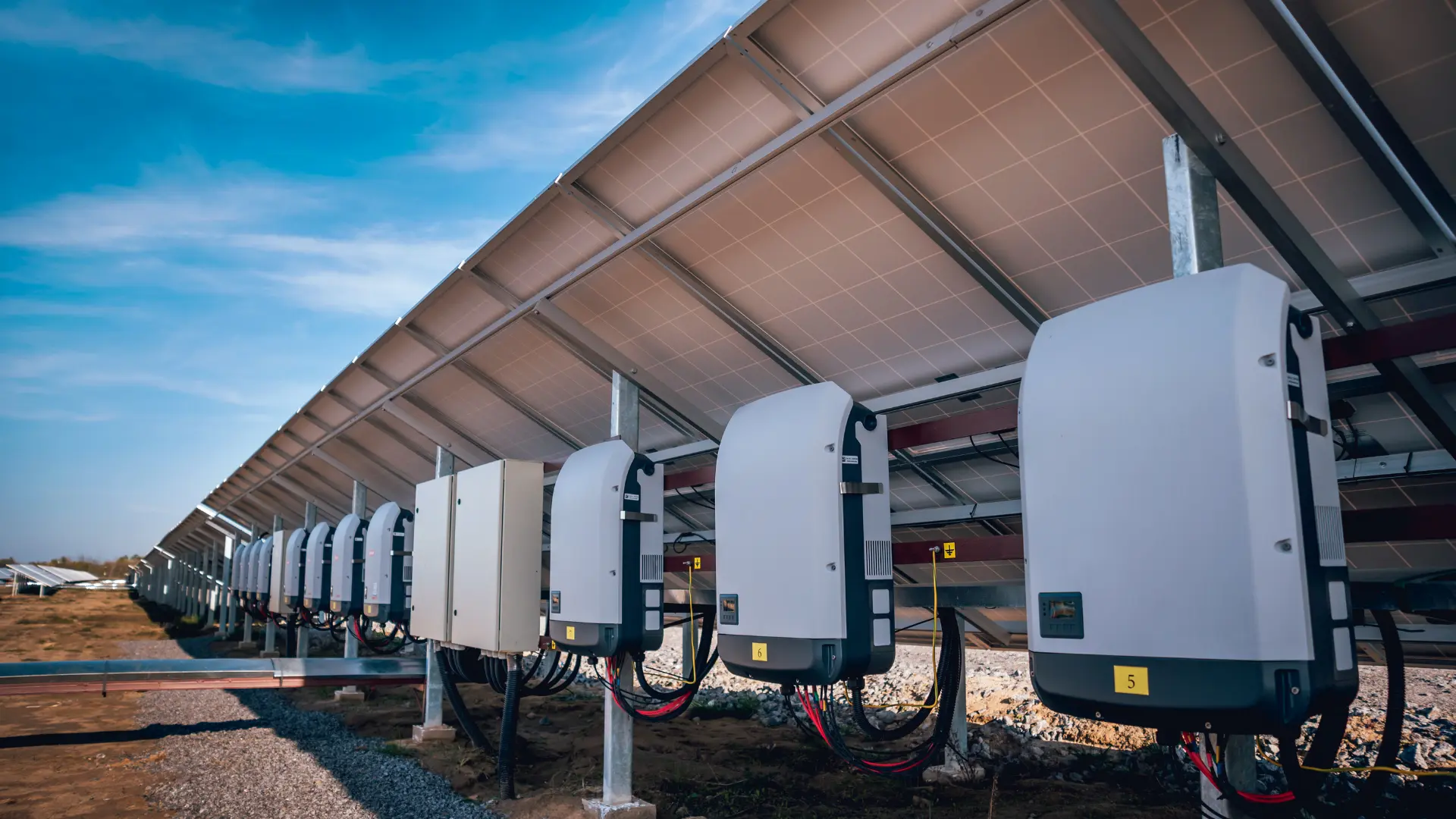 Battery storage for solar power